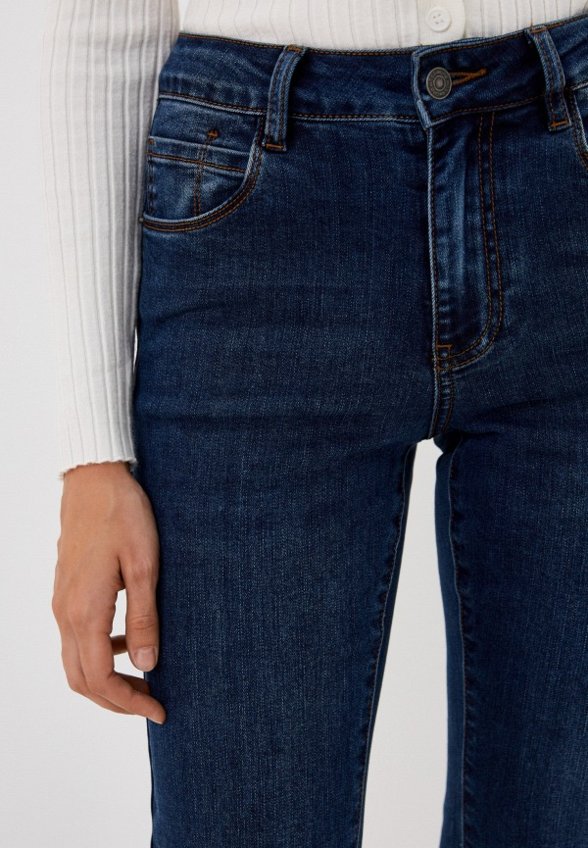 Джинсы Mossmore