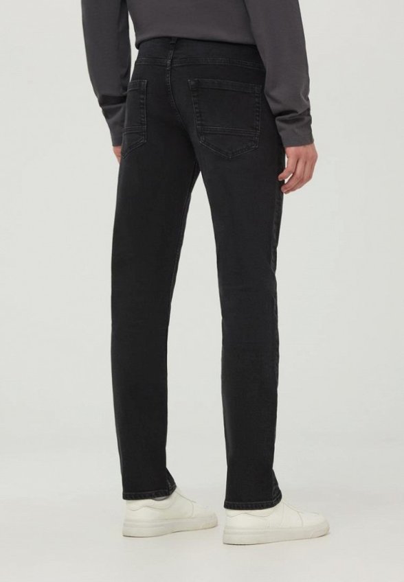 Джинсы Terranova