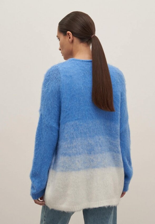 Пуловер Finn Flare