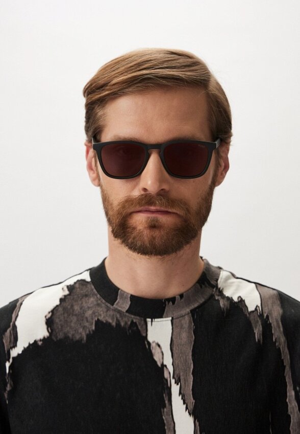 Очки солнцезащитные Hugo