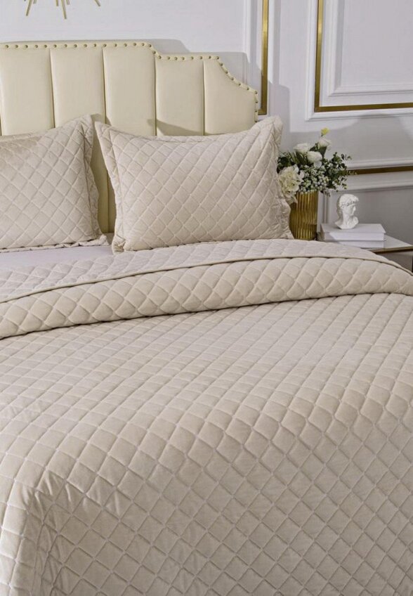 Комплект с покрывалом Sofi De Marko