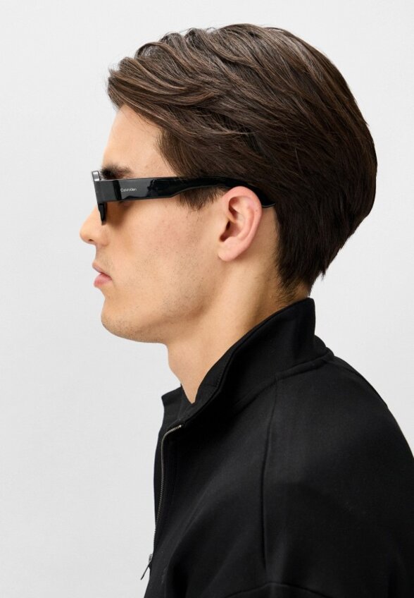 Очки солнцезащитные Calvin Klein