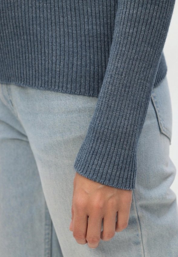 Джемпер СелфиDress