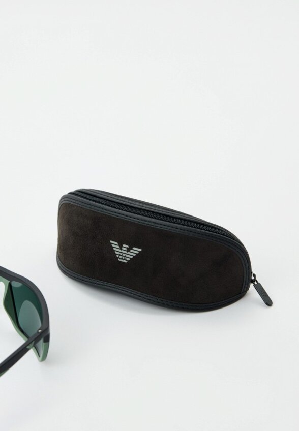 Очки солнцезащитные Emporio Armani
