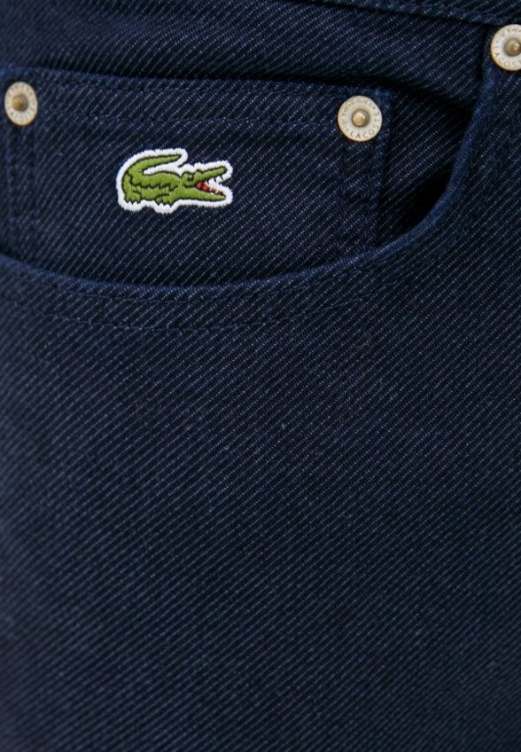 Джинсы Lacoste