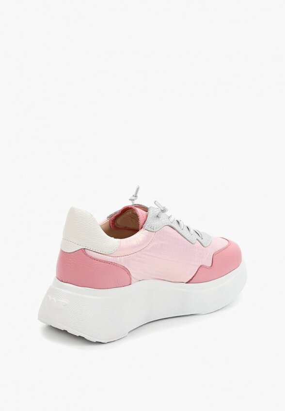 Кроссовки Wonders