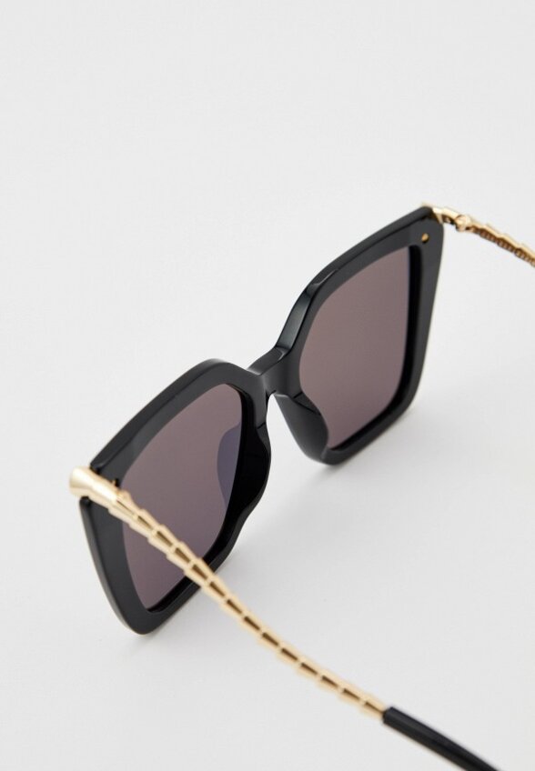 Очки солнцезащитные Bvlgari