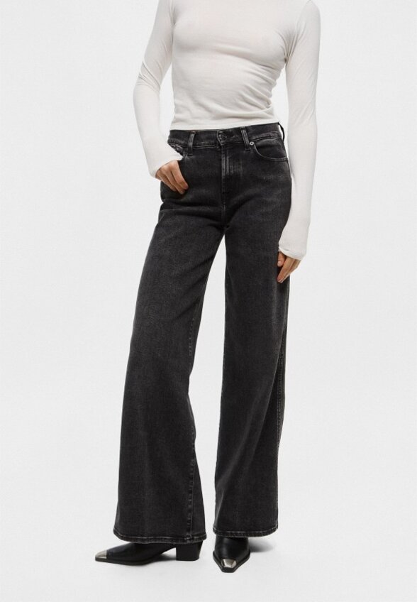 Джинсы 7 For All Mankind