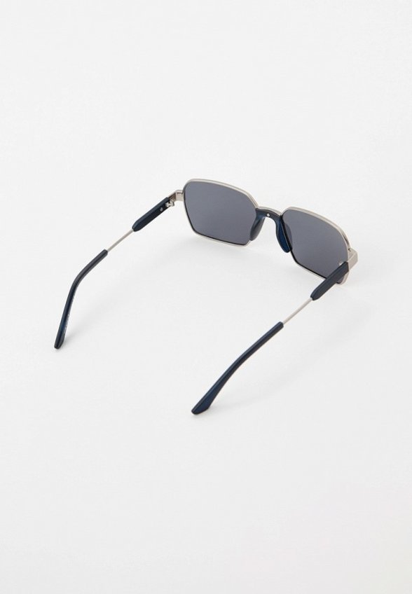 Очки солнцезащитные Matrix