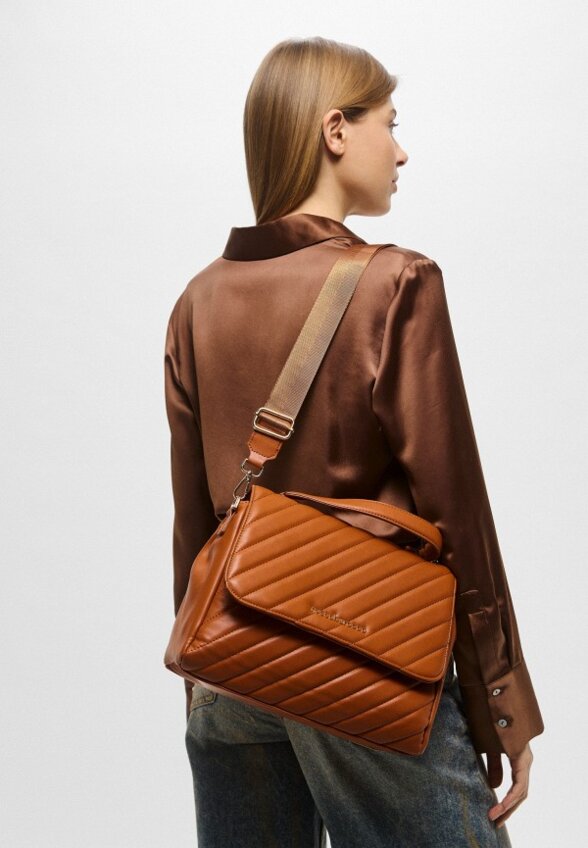 Сумка Roccobarocco