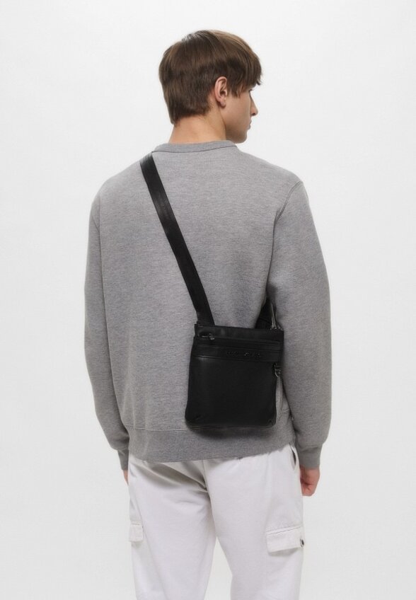 Сумка Armani Exchange