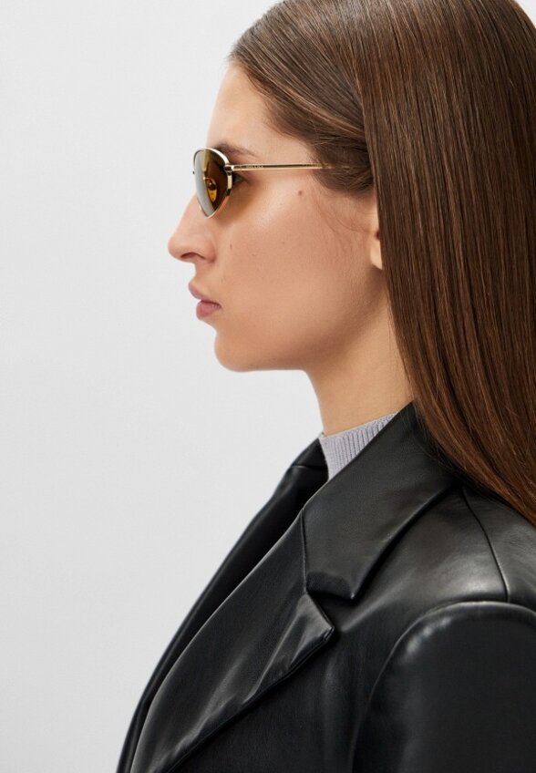 Очки солнцезащитные Prada