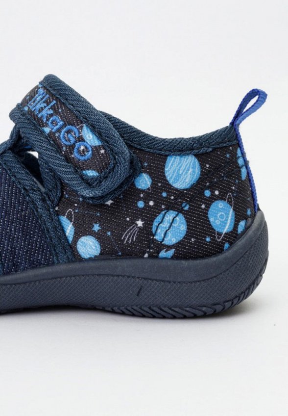 Сандалии Tikkago