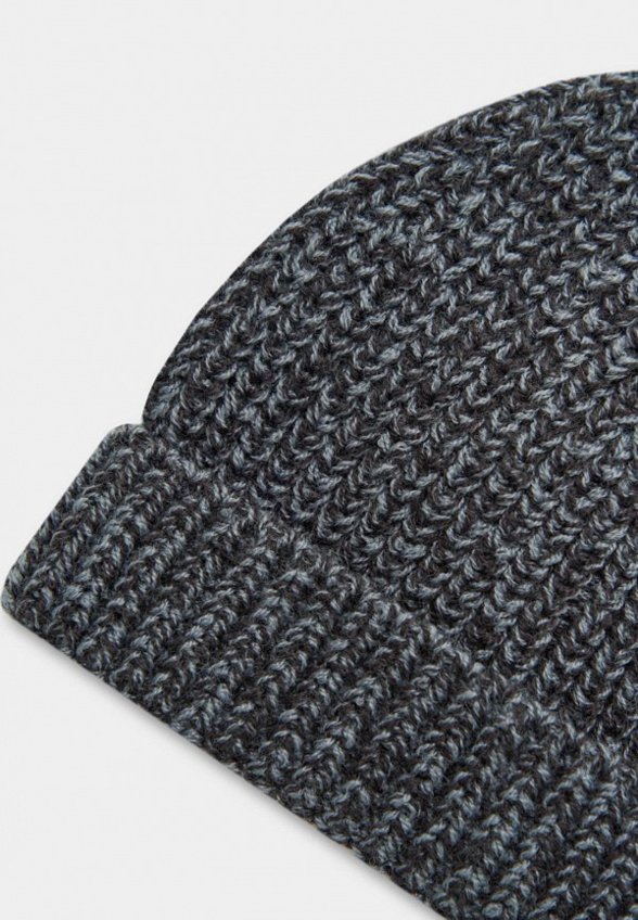 Шапка Finn Flare