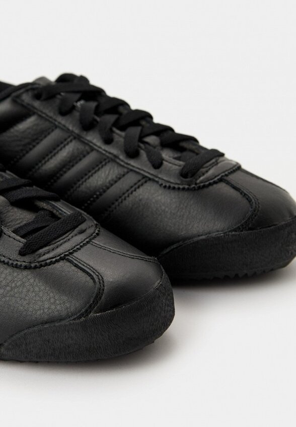 Кроссовки adidas Originals