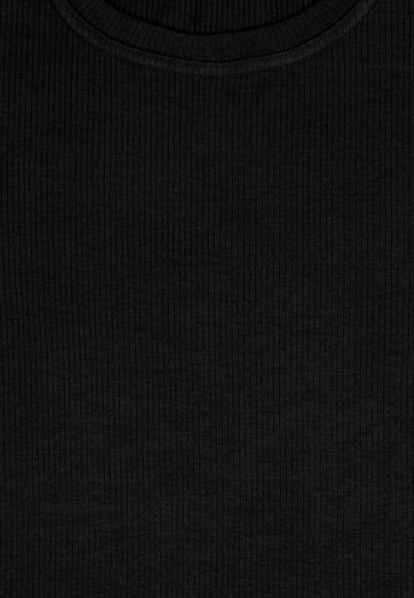 Лонгслив Апрель