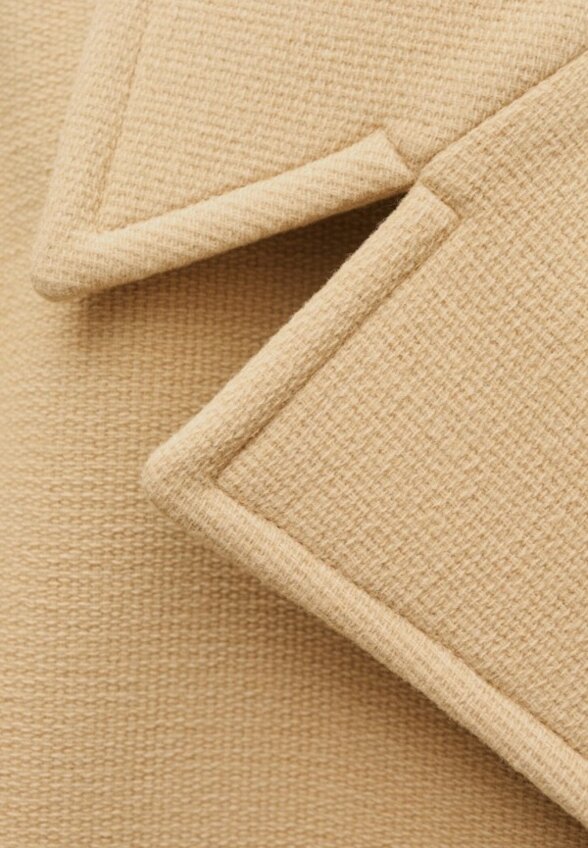 Полупальто Mango