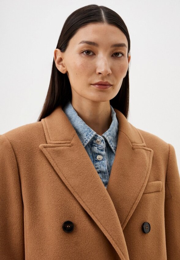 Пальто двубортное Almarosa