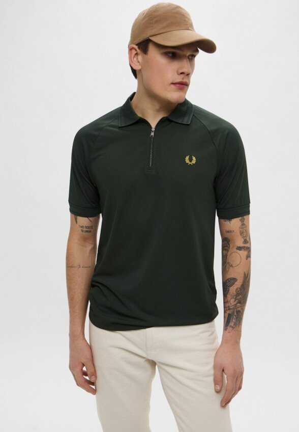 Поло Fred Perry