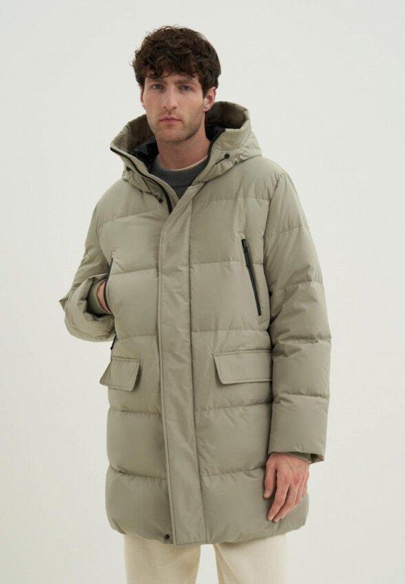 Пуховик Finn Flare