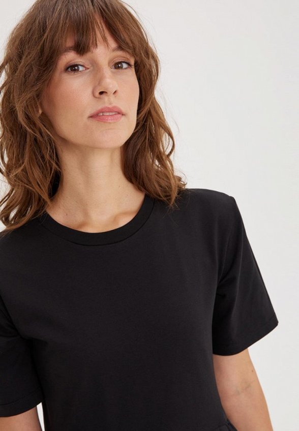 Платье Bstatement