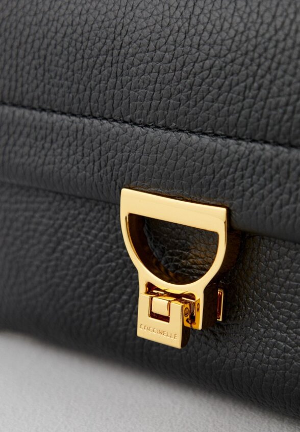 Клатч Coccinelle