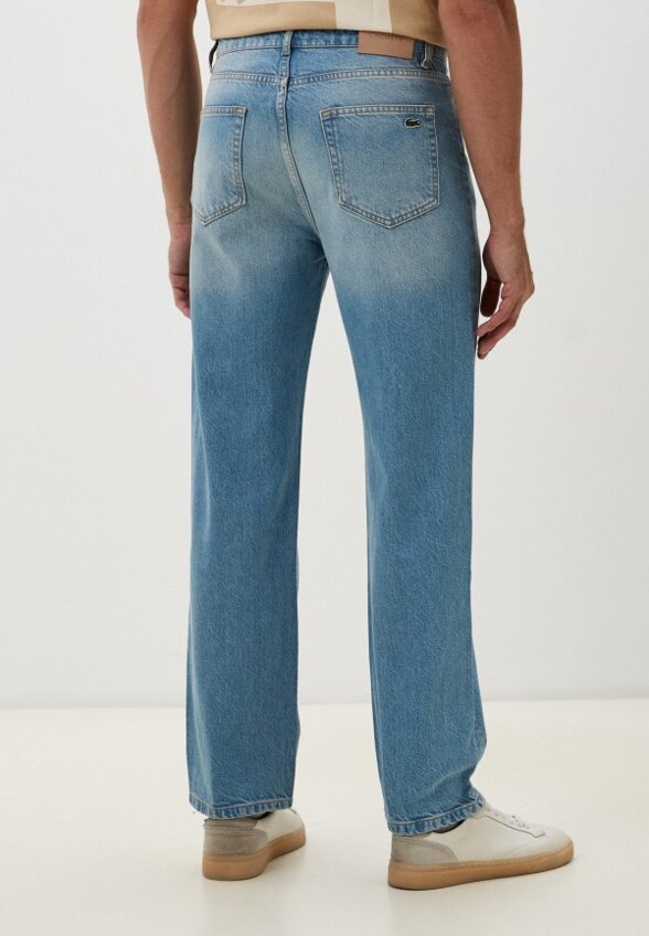 Джинсы Lacoste
