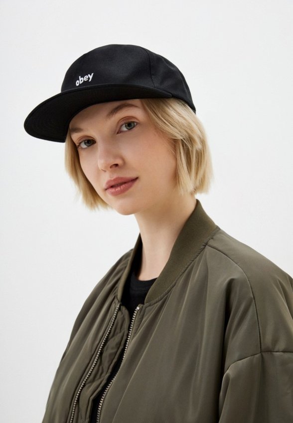 Бейсболка Obey