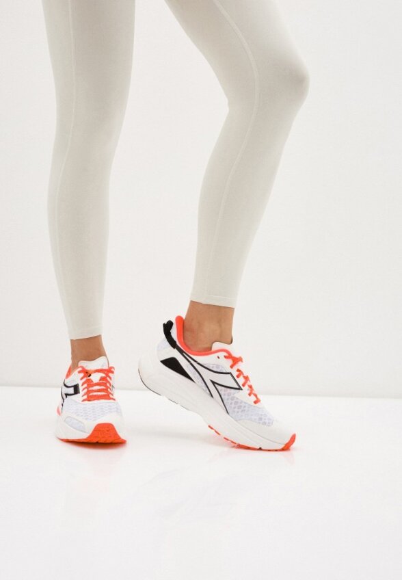 Кроссовки Diadora