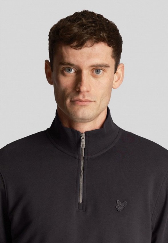 Олимпийка Lyle & Scott