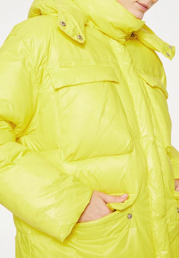 Пуховик To Be Blossom