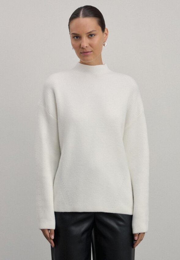 Джемпер Zarina