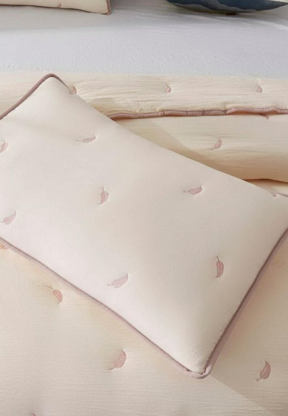 Комплект с покрывалом Sofi De Marko