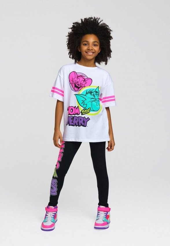 Футболка и леггинсы PlayToday