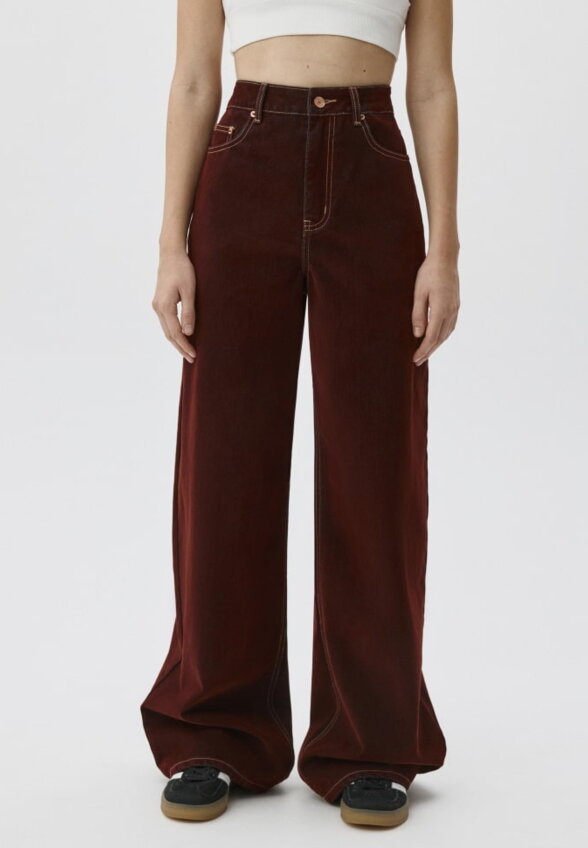 Джинсы WIDE LEG c бархатистым флоковым покрытием