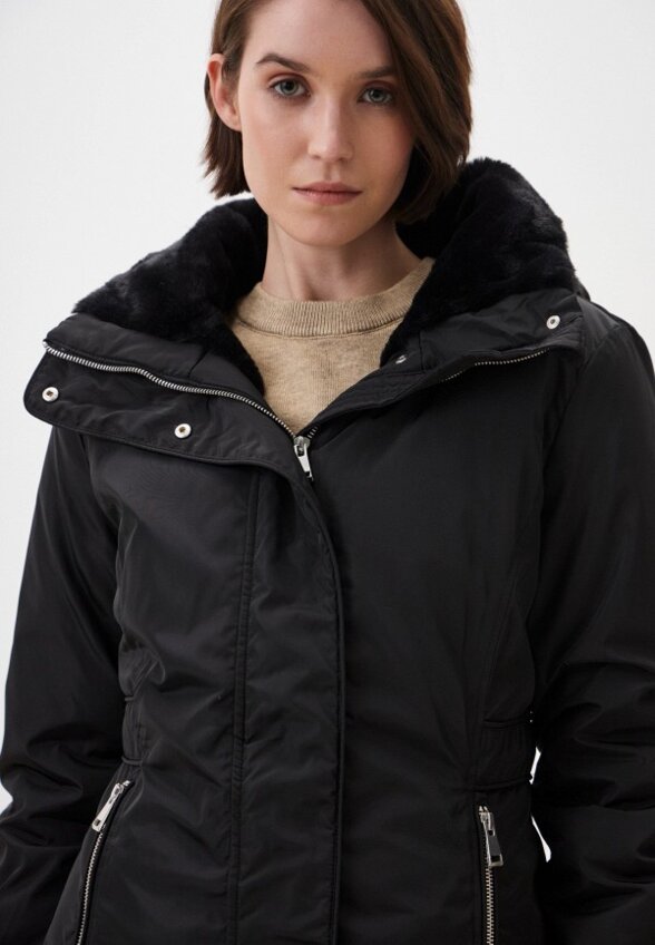 Куртка утепленная Terranova