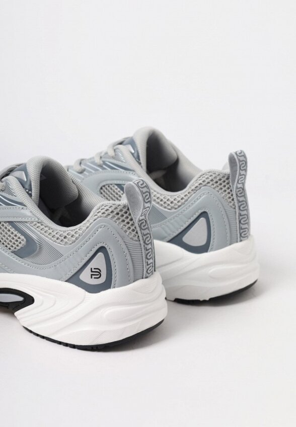 Кроссовки Baasploa