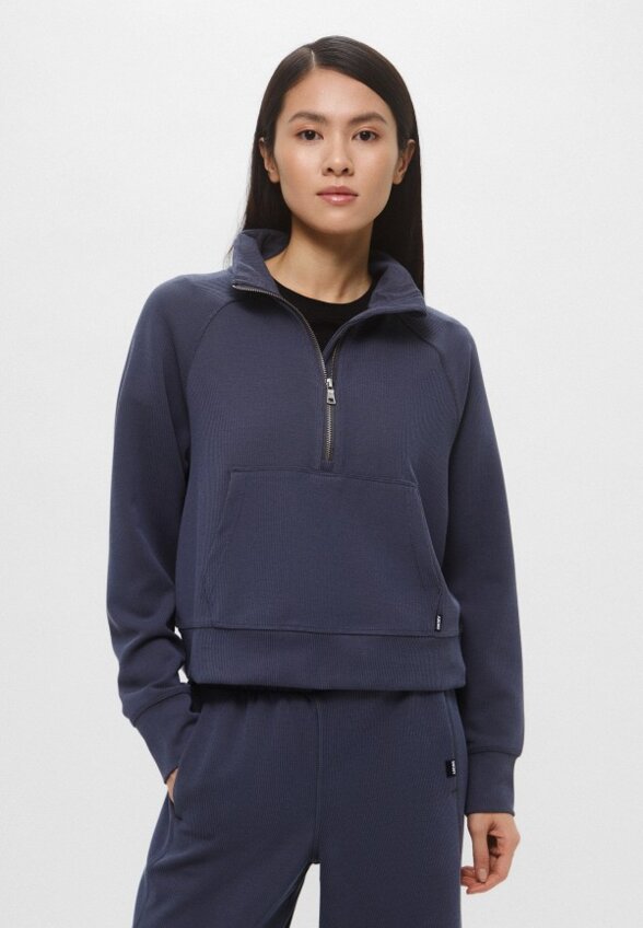 Олимпийка DKNY