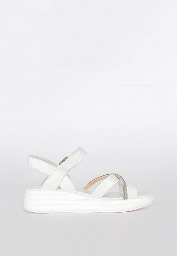 Босоножки Gut