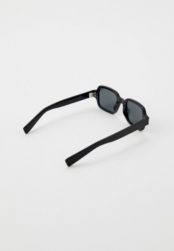 Очки солнцезащитные Saint Laurent