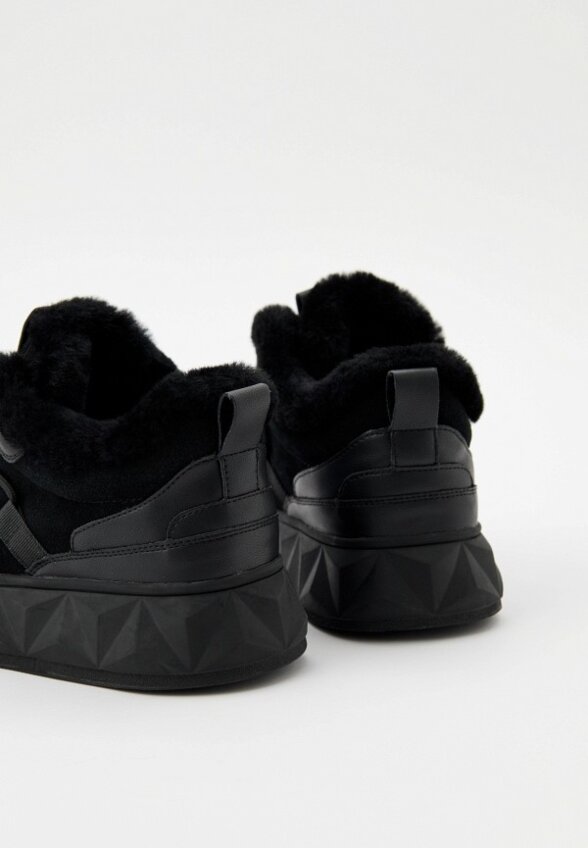 Кроссовки Founds