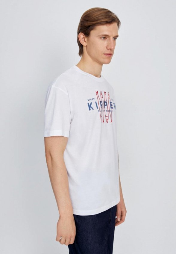 Футболка Finn Flare