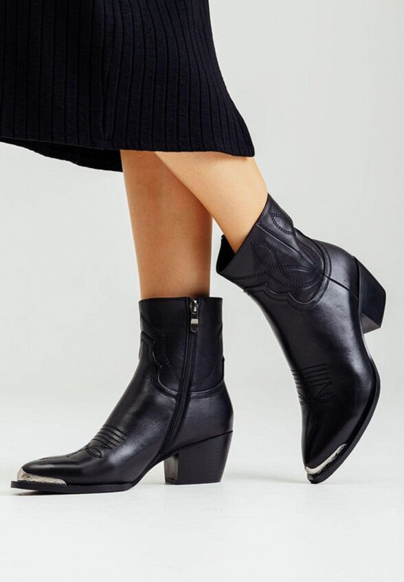 Ботильоны Sofia-Alexandra