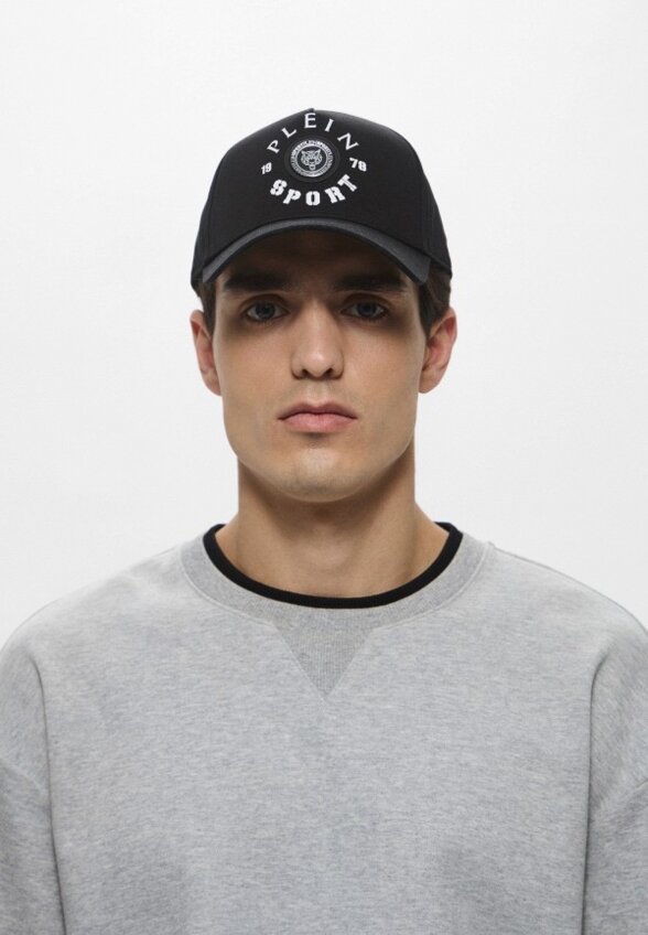 Бейсболка Plein Sport