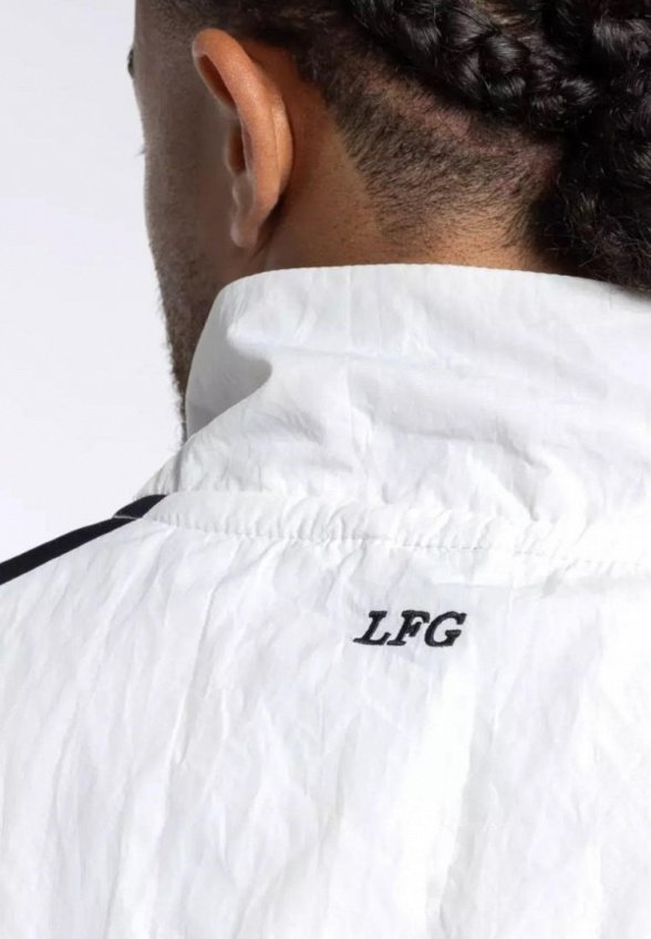 Ветровка Boxraw