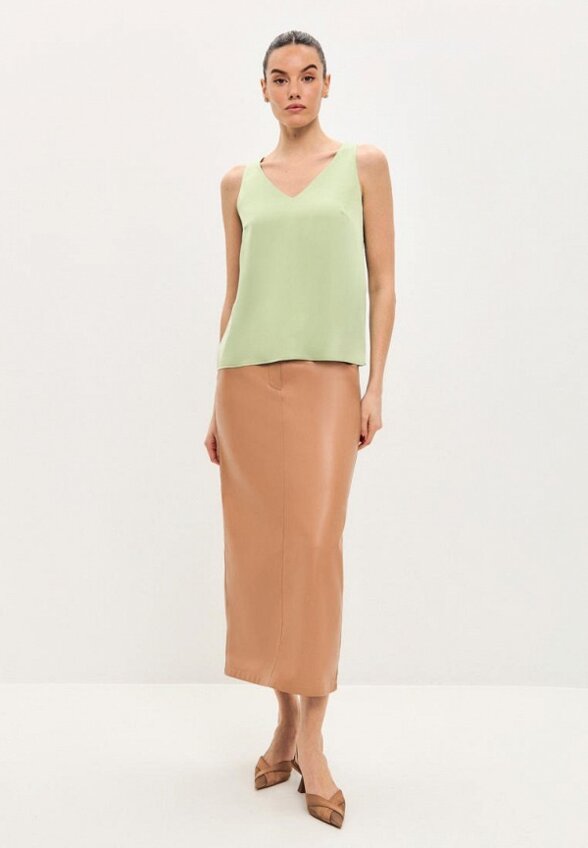 Топ Gabriel and Ester London