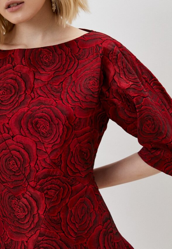 Платье MadaM T