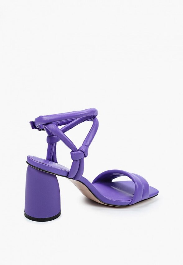 Босоножки Abricot