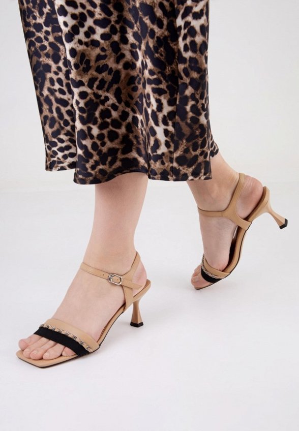 Босоножки Berkonty