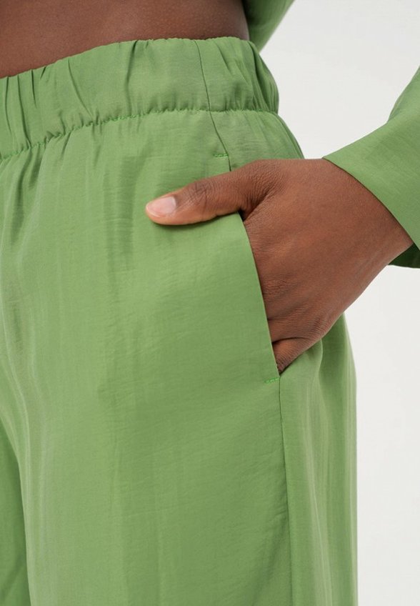 Брюки Bstatement